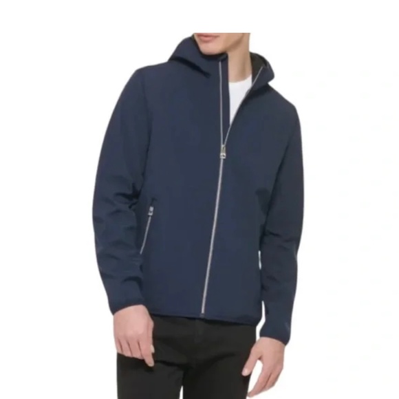 Guess soft shell jacket - Picture 6 of 8